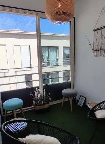 아파트 Little Arcades *